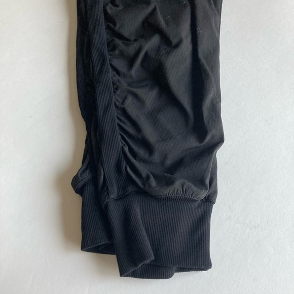 Lululemon Black Strip Two Pockets High Rise Loggers size 4 - Picture 5 of 14